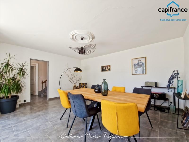 Maison - 146 m² - 6 pièces