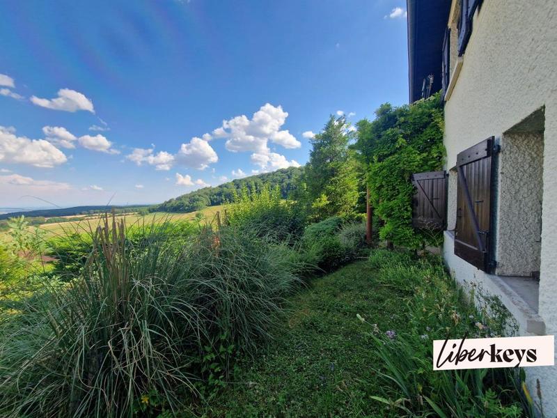 Maison - 101 m² - 5 pièces