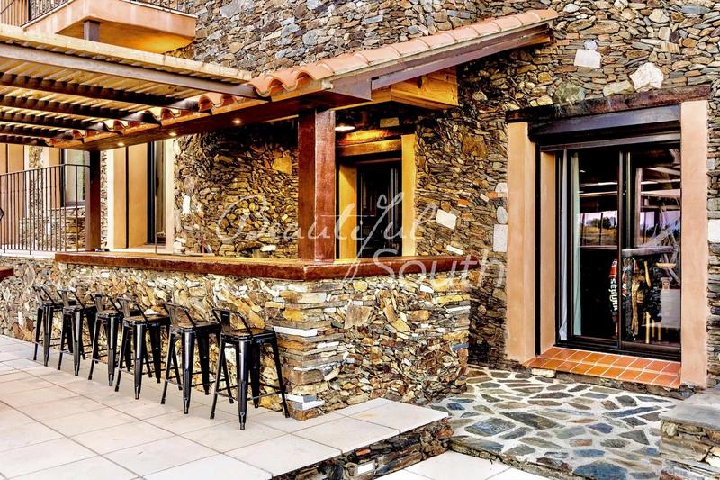 Mas - 171 m² - 8 pièces