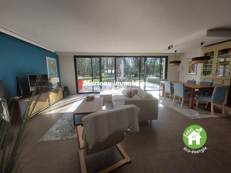 Maison - 177 m² - 6 pièces