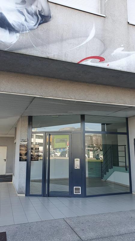 Local commercial - 178 m²