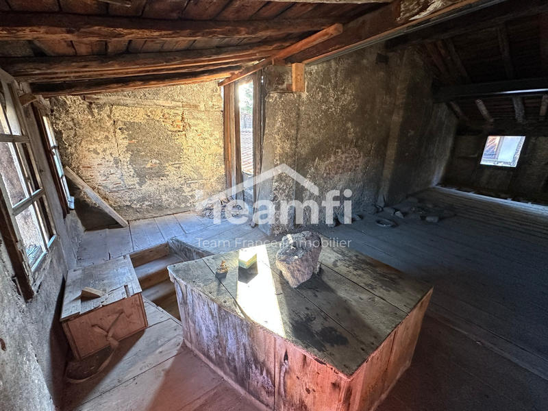 Maison ancienne - 180 m² - 8 pièces