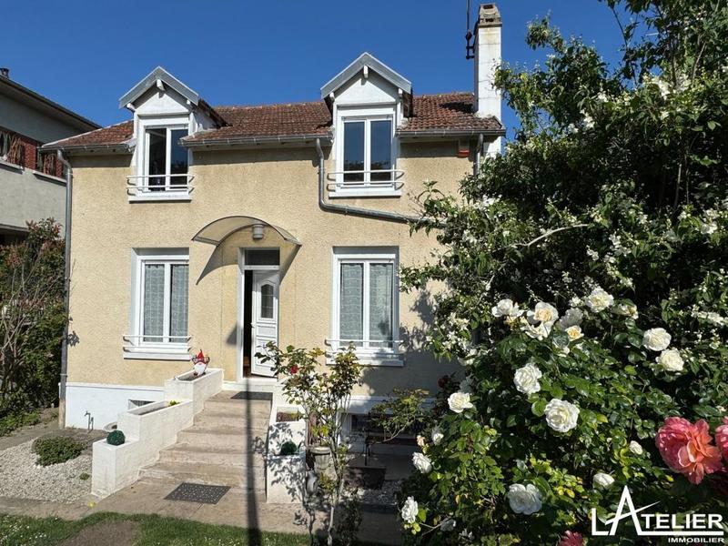 Maison - 143 m² - 6 pièces