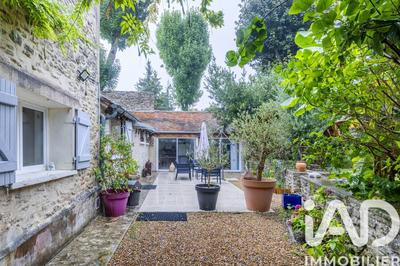 Maison - 99 m² - 4 pièces