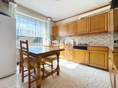 Maison - 101 m² - 6 pièces