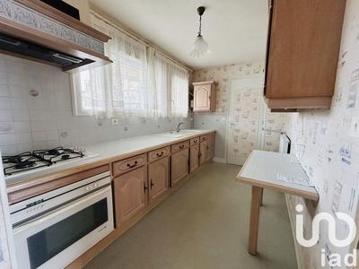 Appartement - 90 m² - 4 pièces