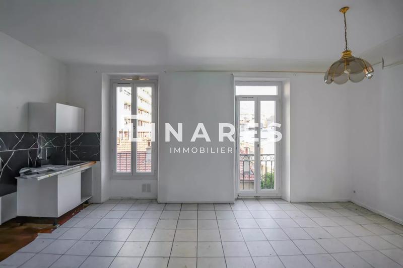 Appartement - 77 m² - 3 pièces