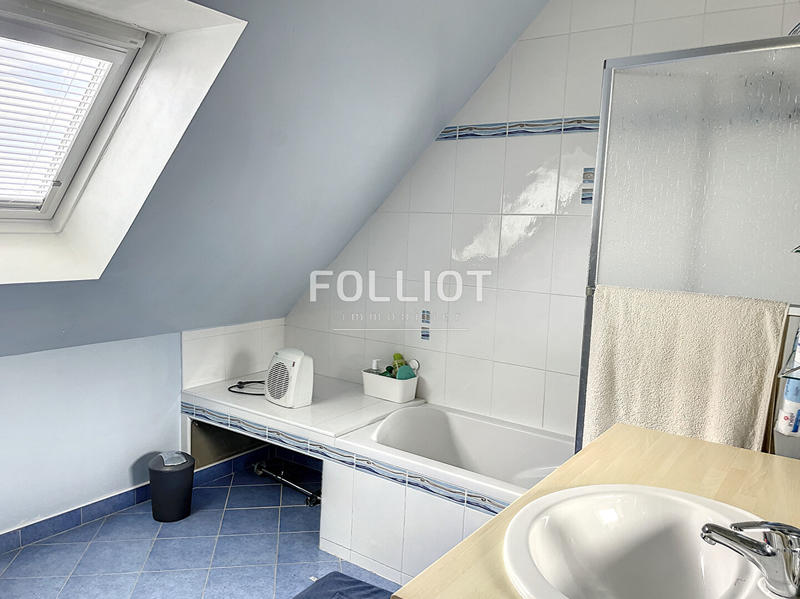 Maison - 143 m² - 7 pièces