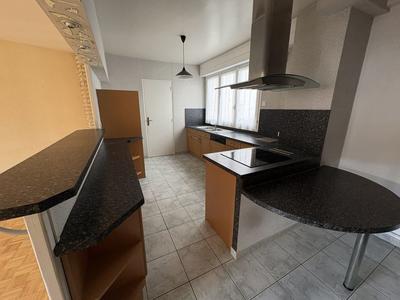 Appartement - 110 m² - 4 pièces