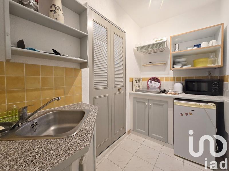 Maison - 228 m² - 9 pièces