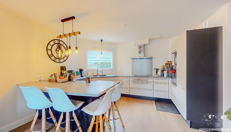 Maison - 120 m² - 6 pièces