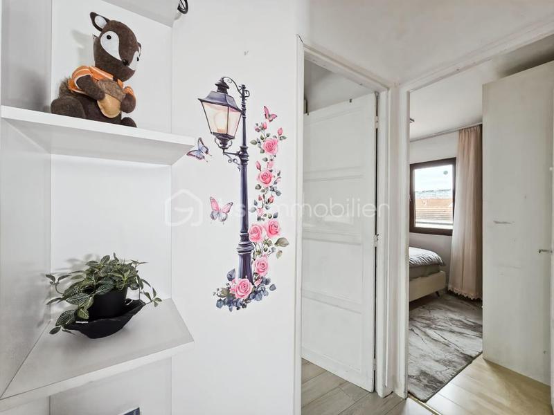 Maison - 169 m² - 9 pièces