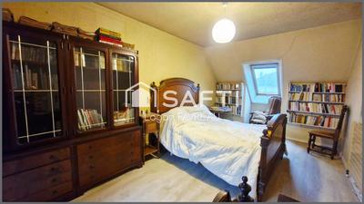 Maison - 197 m² - 7 pièces