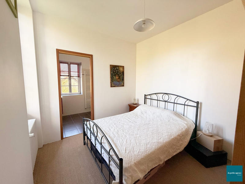 Maison ancienne - 242 m² - 10 pièces