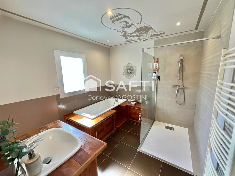 Maison - 145 m² - 6 pièces