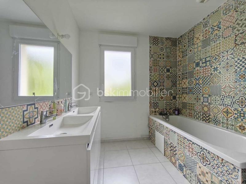 Maison - 115 m² - 5 pièces