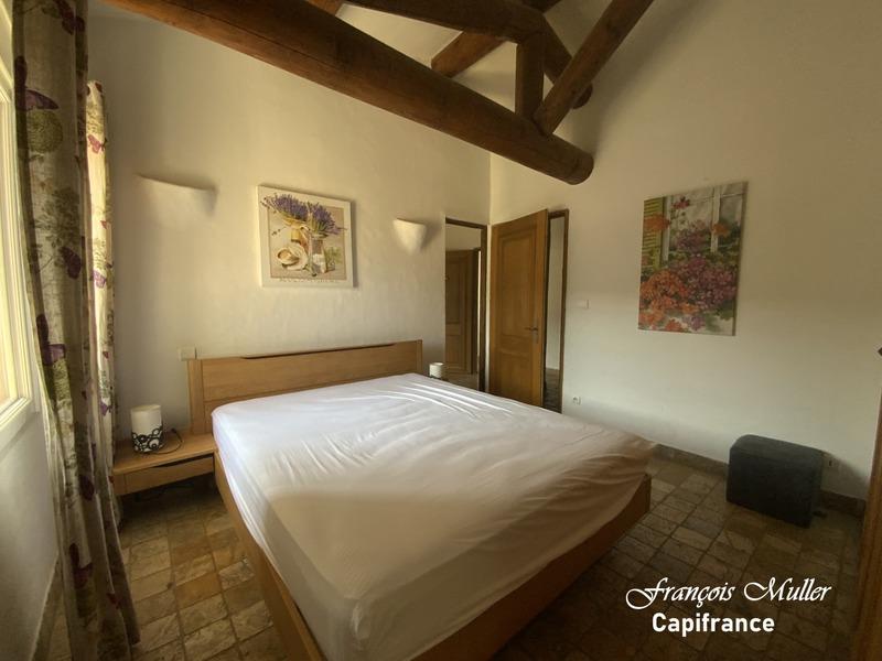 Fonds de commerce - 552 m²