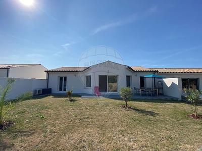 Maison - 108 m² - 4 pièces