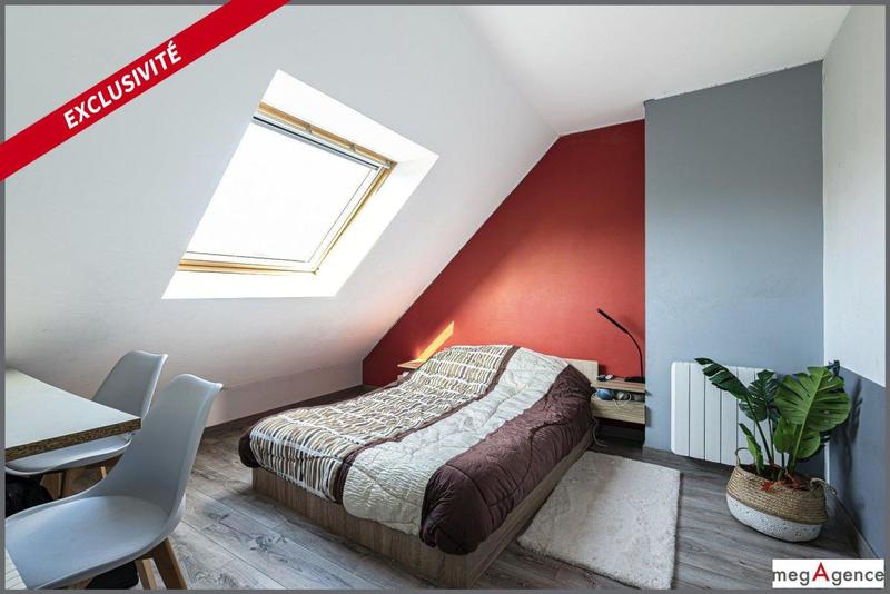 Maison - 161 m² - 9 pièces