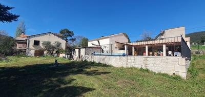 Maison - 195 m² - 7 pièces