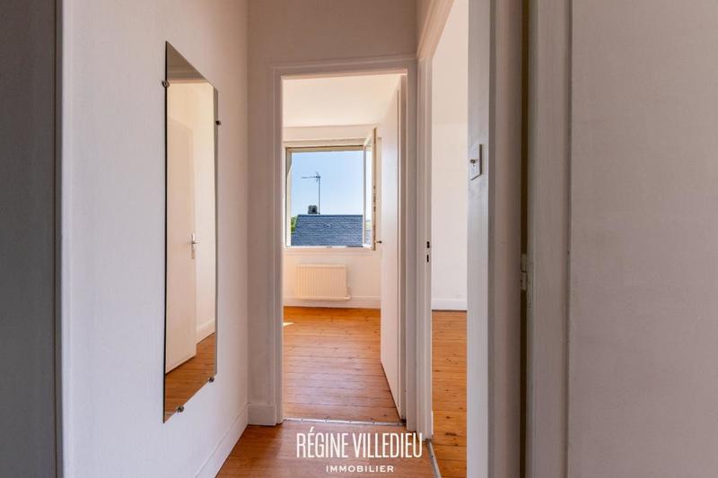 Maison - 93 m² - 5 pièces