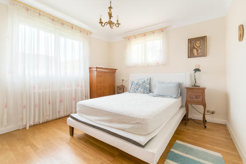 Maison - 96 m² - 5 pièces