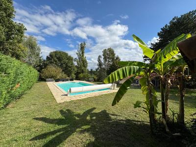 Maison - 137 m² - 5 pièces