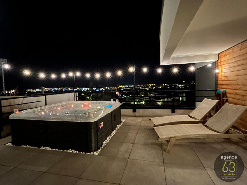 Appartement - 105 m² - 4 pièces