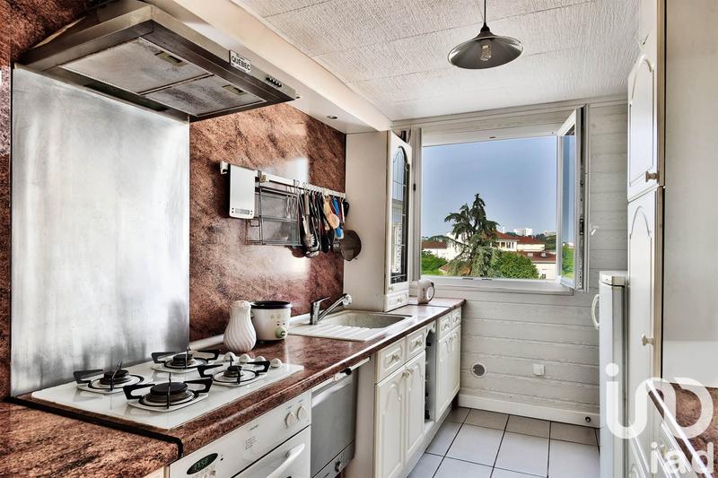 Appartement - 64 m² - 4 pièces