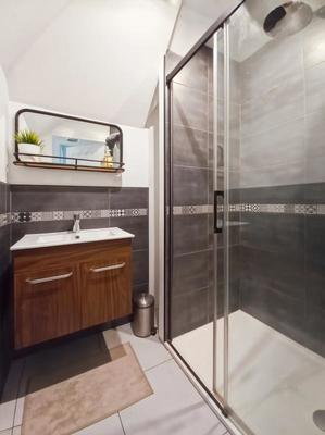 Demeure - 150 m² - 5 pièces