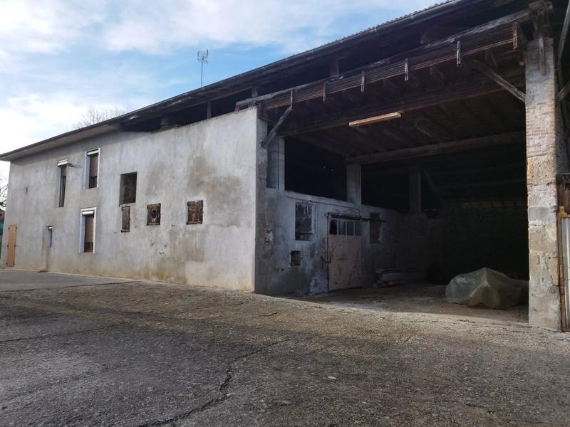 Maison - 170 m² - 8 pièces