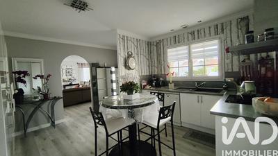 Maison - 122 m² - 5 pièces