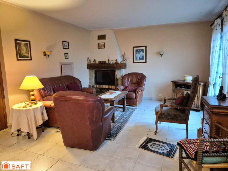 Maison - 206 m² - 10 pièces