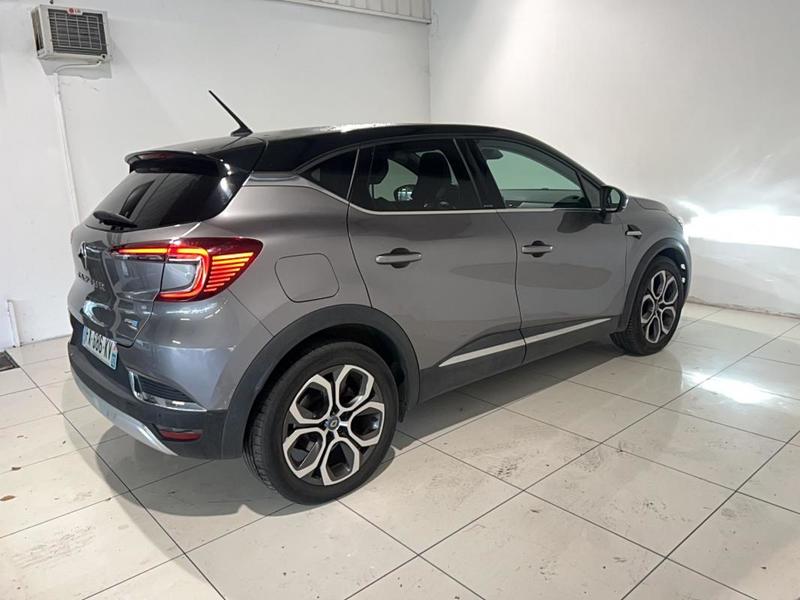 Renault Captur E-Tech Plug-in 160 Intens