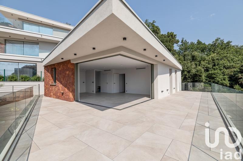 Appartement - 84 m² - 3 pièces