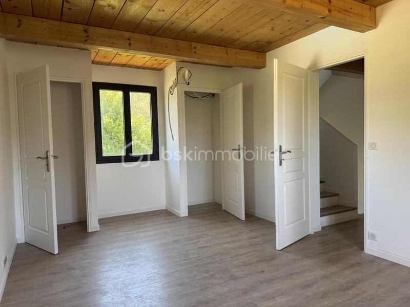 Maison - 170 m² - 6 pièces