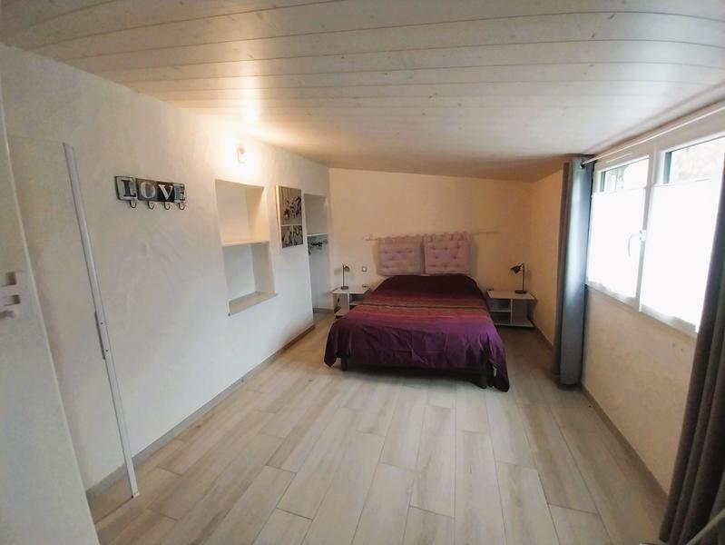 Maison - 187 m² - 7 pièces