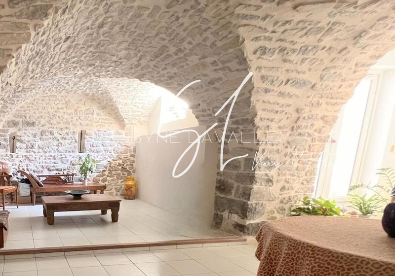 Maison de village - 142 m² - 5 pièces