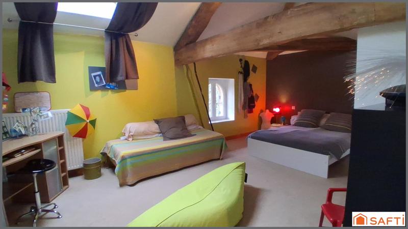 Maison - 343 m² - 9 pièces