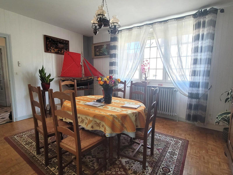 Maison - 113 m² - 6 pièces