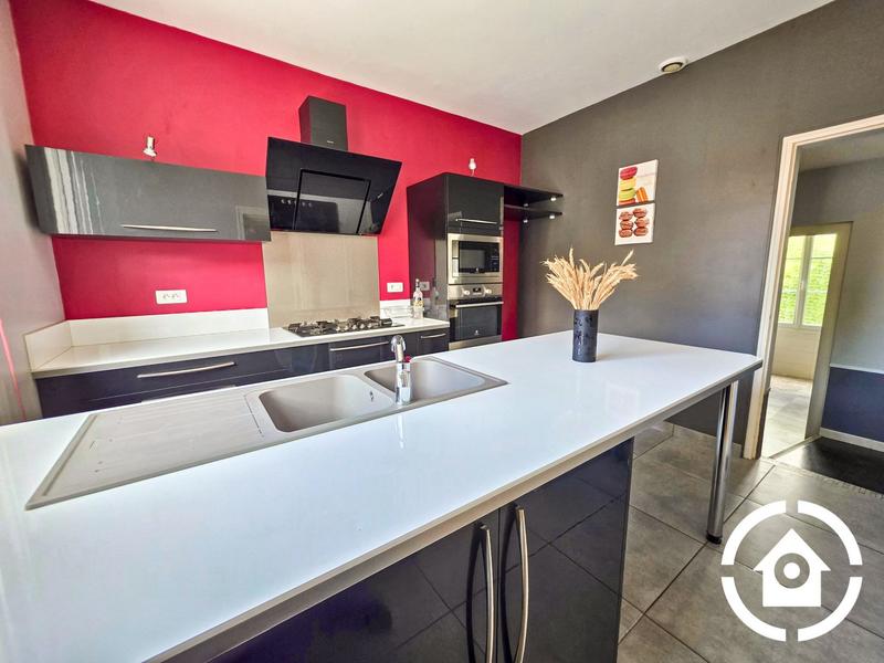 Maison - 160 m² - 5 pièces