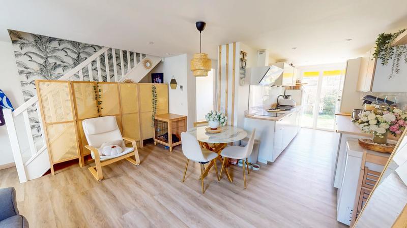 Maison - 76 m² - 4 pièces