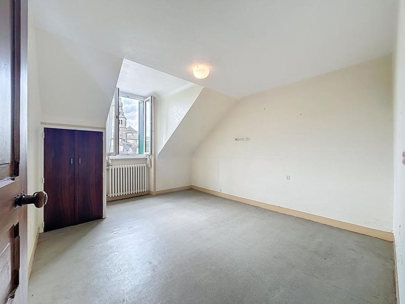 Maison - 194 m² - 7 pièces