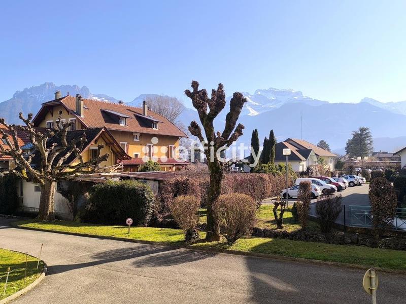 Studio - 30 m² - 1 pièce