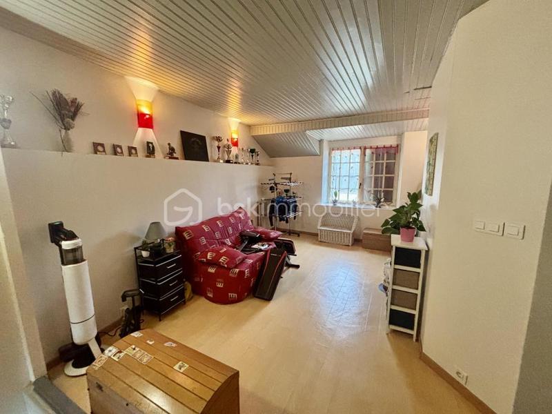 Corps de ferme - 140 m² - 6 pièces