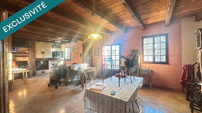 Maison - 200 m² - 5 pièces