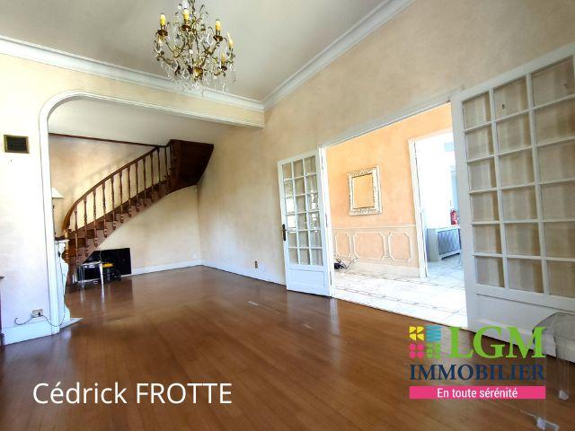 Maison de ville - 223 m² - 6 pièces