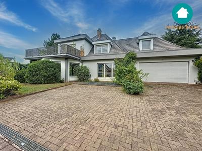 Villa - 280 m² - 7 pièces