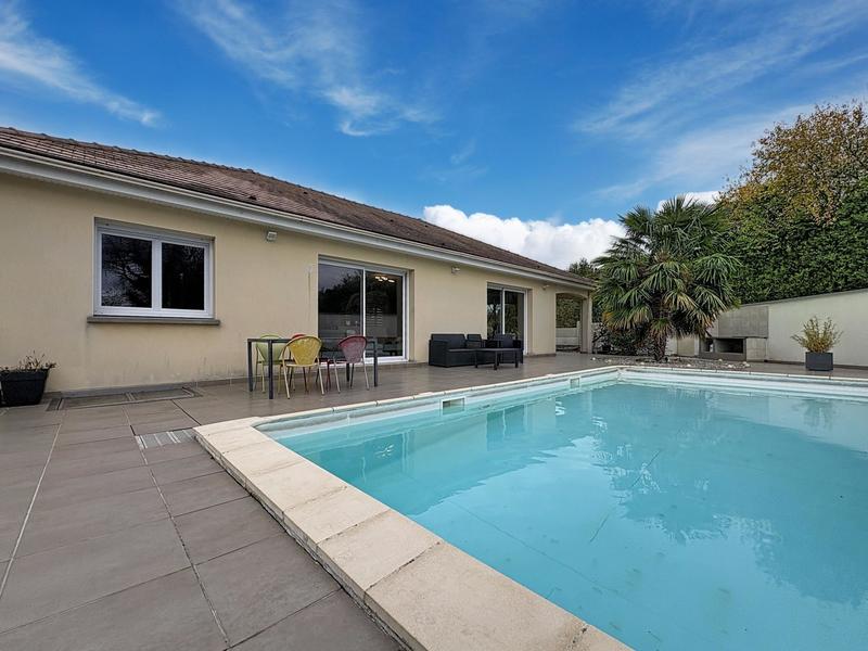 Villa - 210 m² - 7 pièces