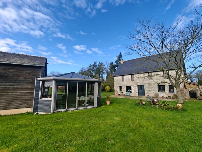 Maison - 89 m² - 5 pièces